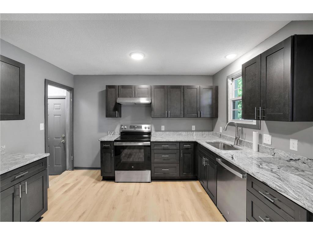 7514 Nicollet Avenue Richfield MN 55423 7053056 image17
