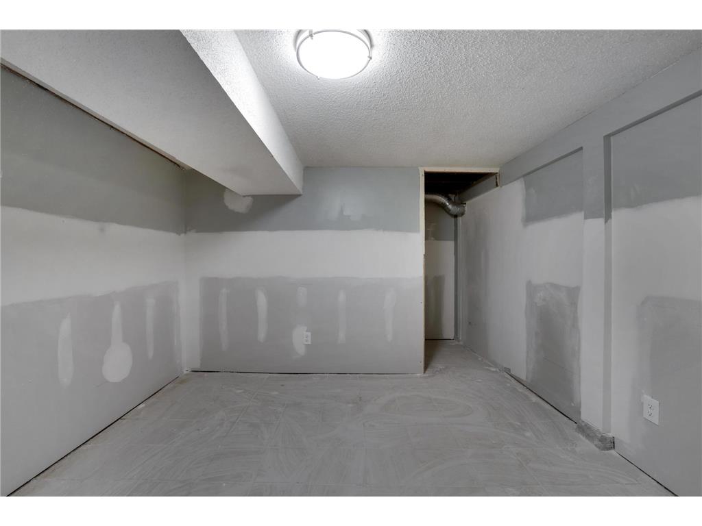 7514 Nicollet Avenue Richfield MN 55423 7053056 image44