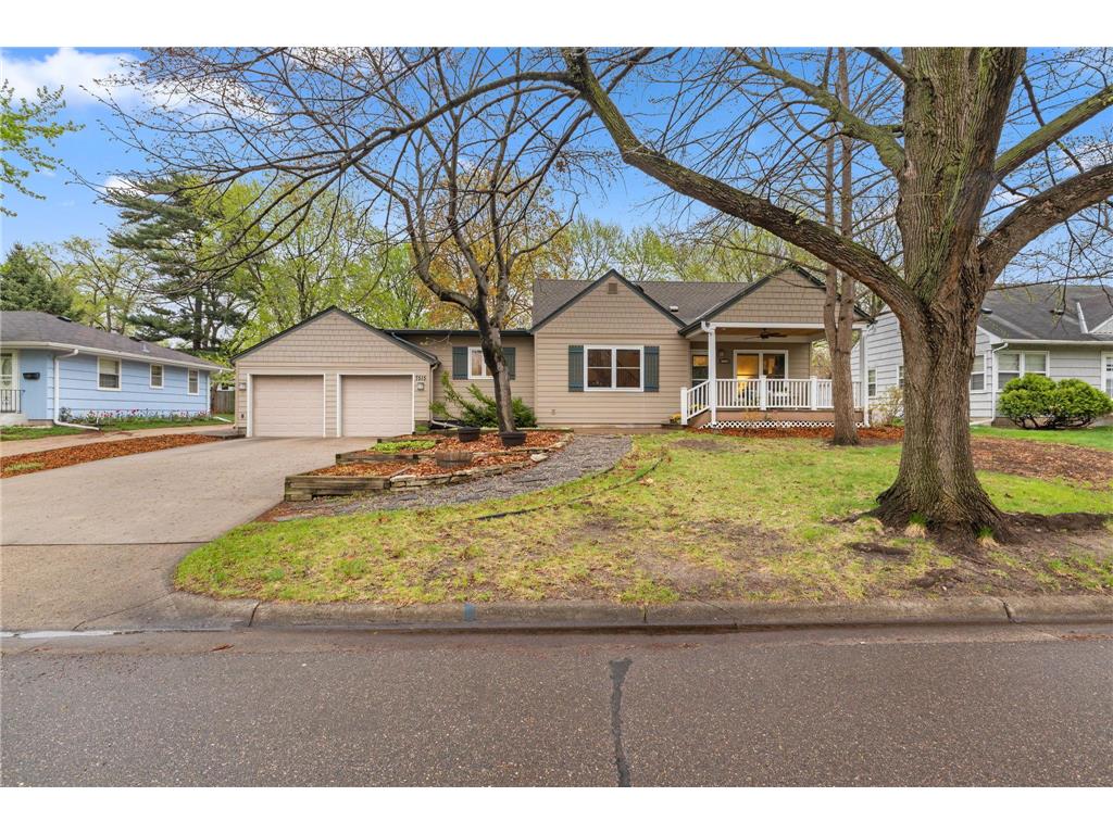 7515 Clinton Avenue Richfield MN 55423 7046654 image1