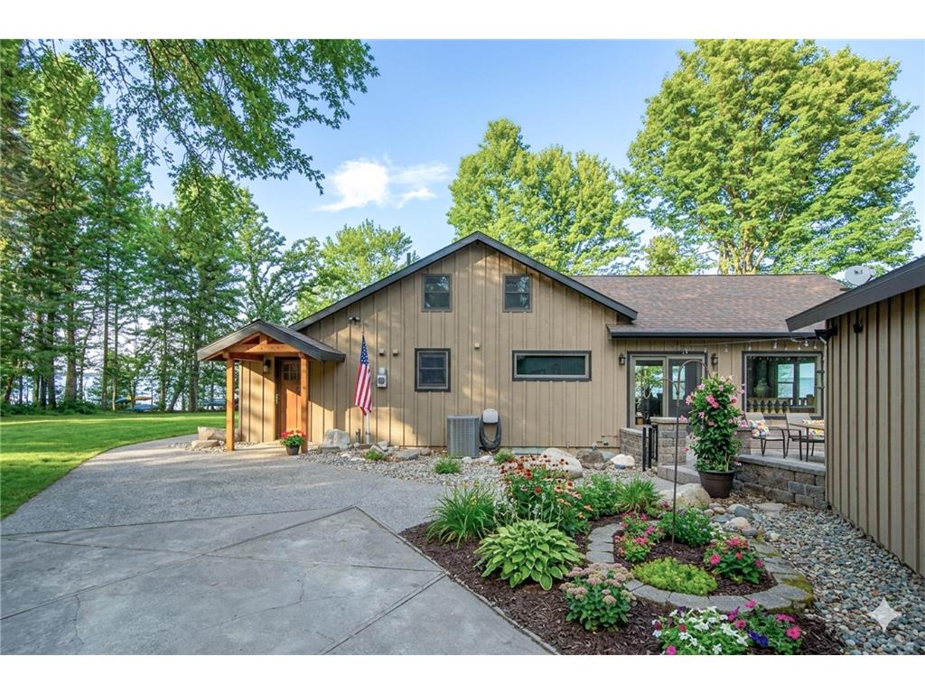 7516 Blue Water Beach Road NW Walker MN 56484 - Leech Lake 7081171 image1