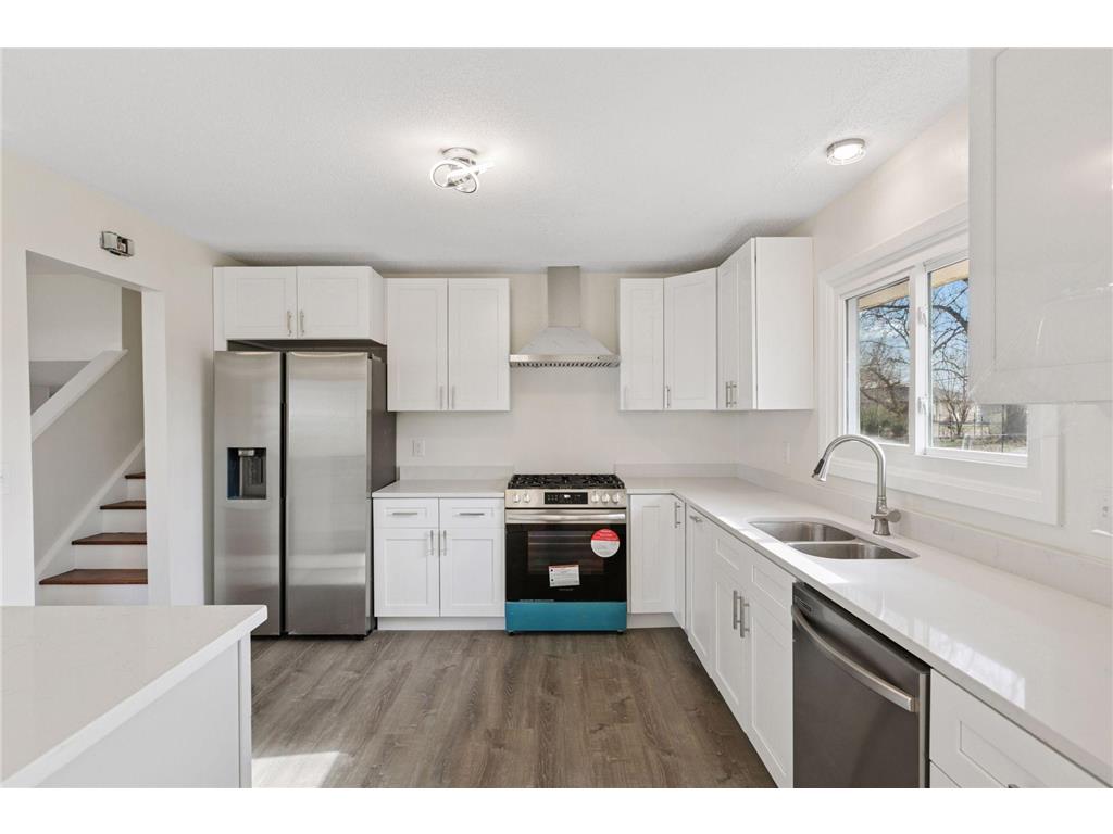 7516 Scott Avenue N Brooklyn Park MN 55443 6709692 image1