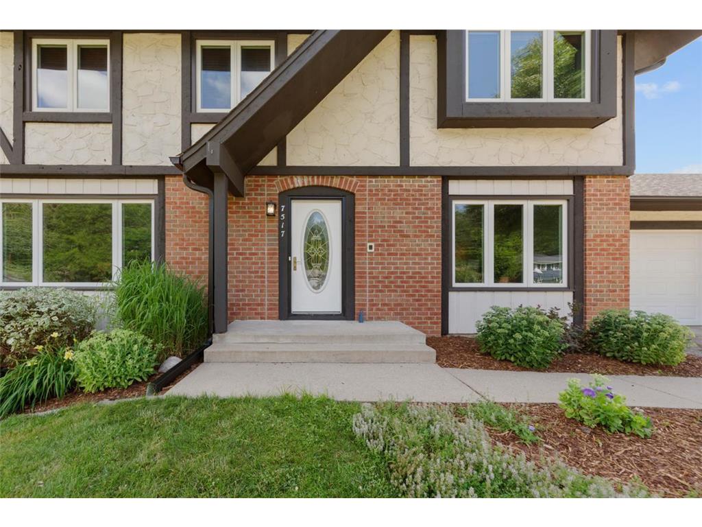 7517 W 84th Street Bloomington MN 55438 6746747 image1