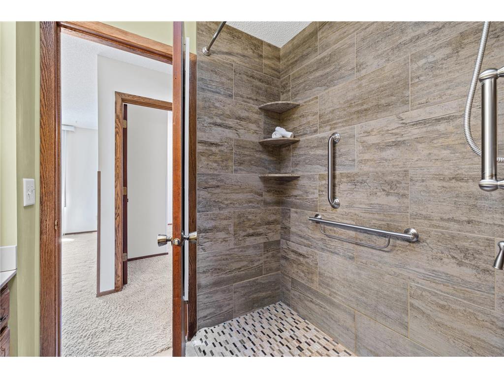 7517 Xerxes Avenue N Brooklyn Park MN 55444 7036418 image20