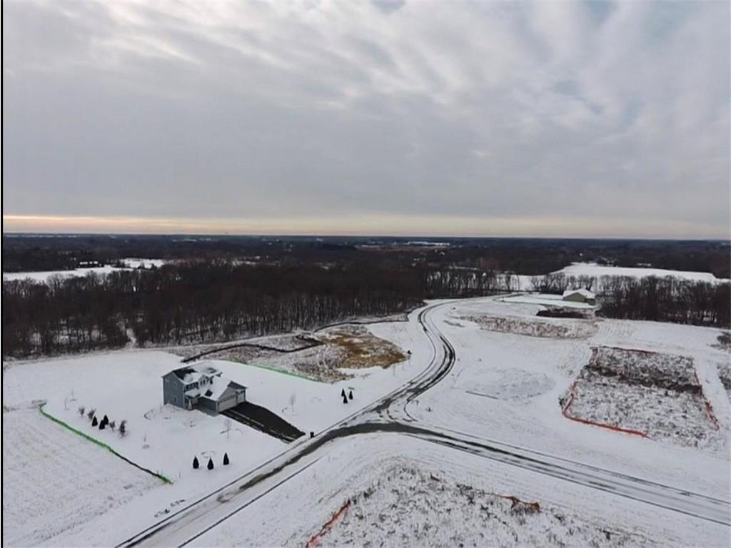 7518 255th Street Wyoming MN 55092 6476166 image1