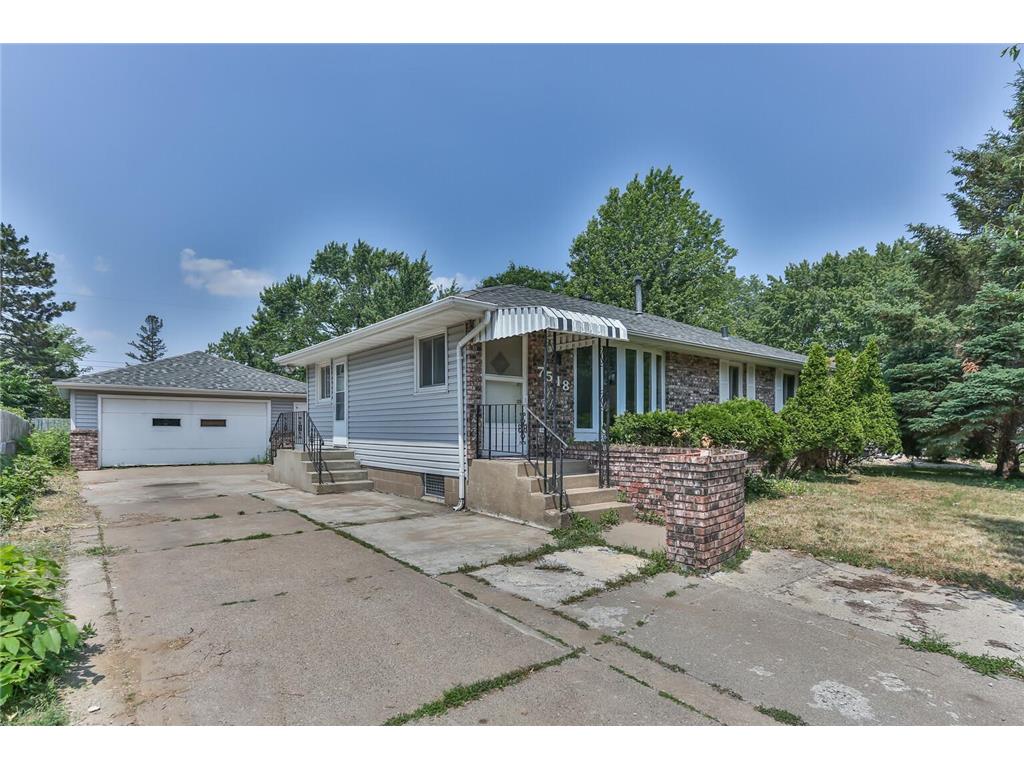 7518 4th Street NE Fridley MN 55432 6390213 image1