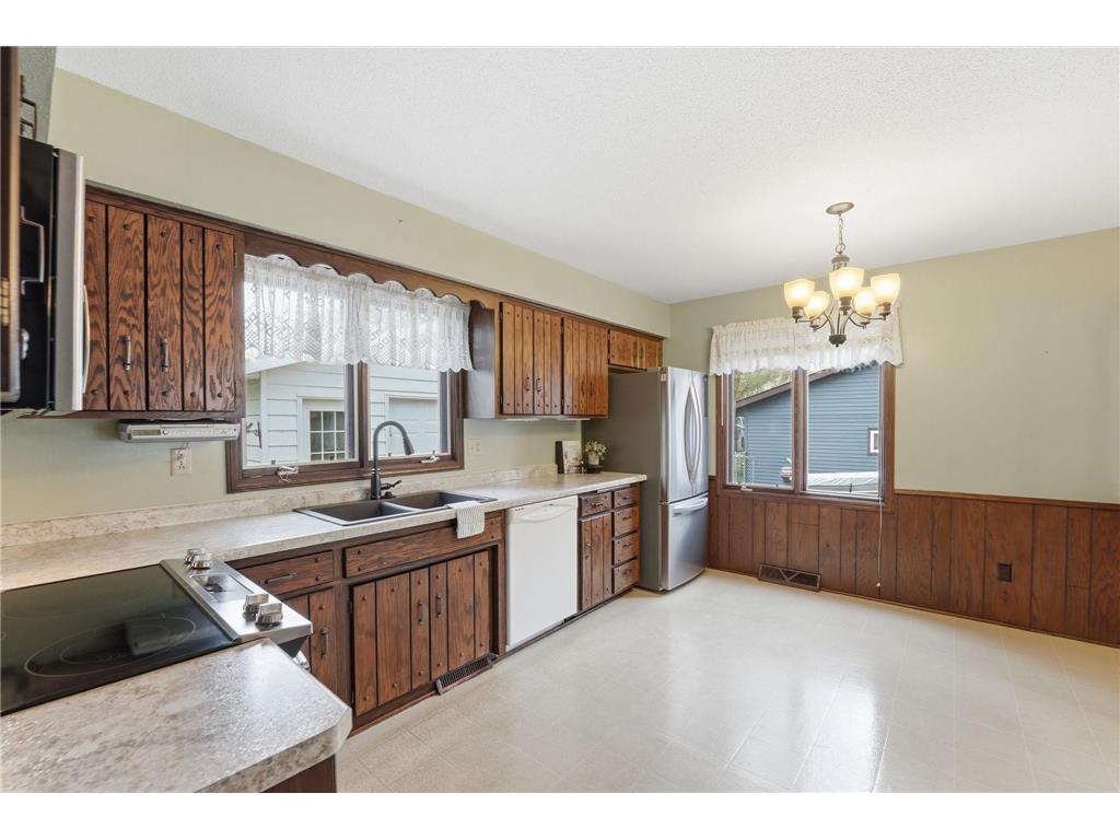 752 11 1/2 Street N Sauk Rapids MN 56379 7047180 image15
