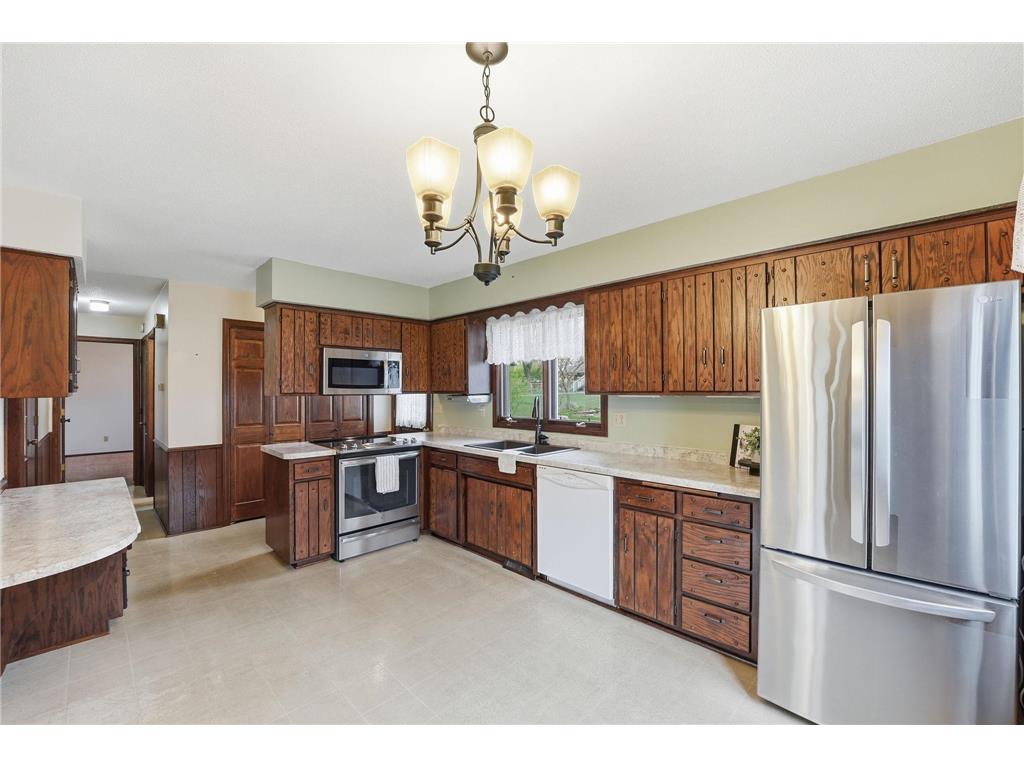 752 11 1/2 Street N Sauk Rapids MN 56379 7047180 image16