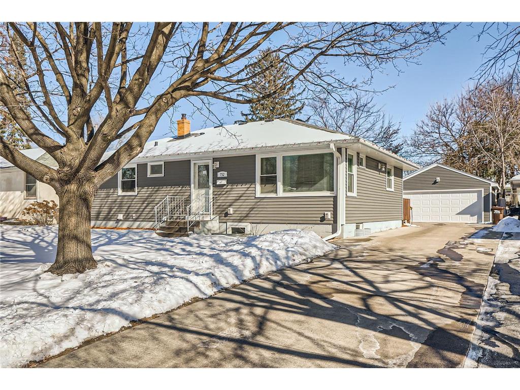 752 24th Avenue N South Saint Paul MN 55075 6678503 image1