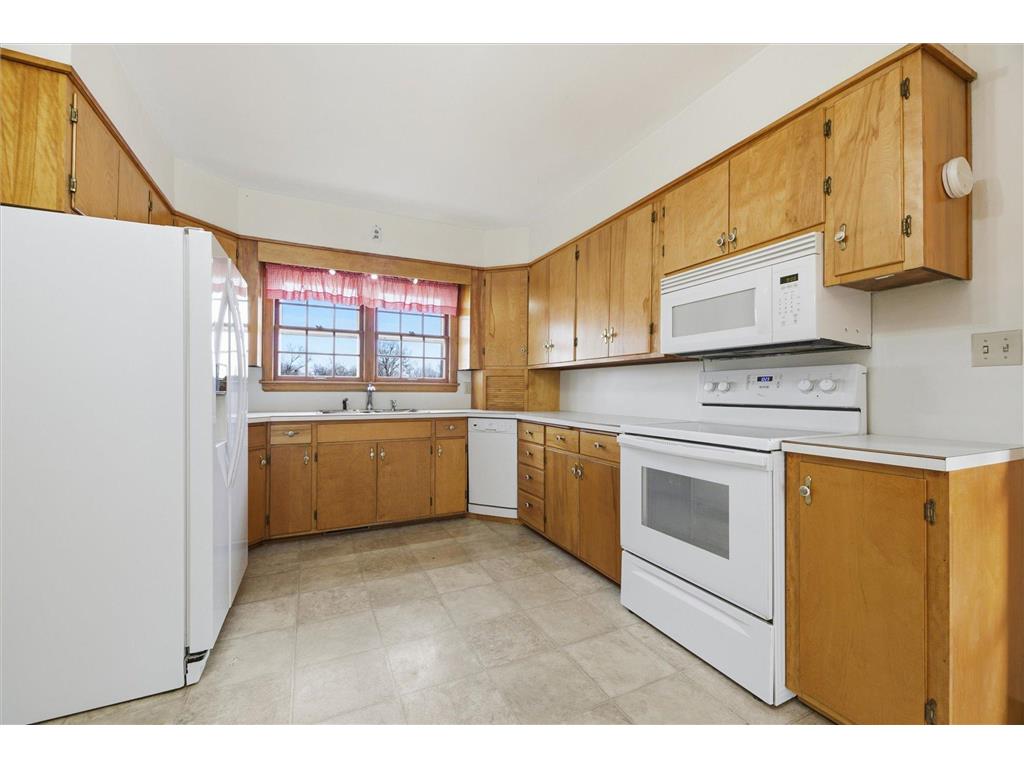 752 2nd Street N Brownton MN 55312 6816474 image6