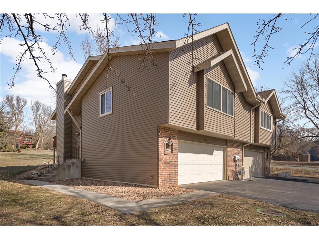752 Buckingwood Court Chanhassen MN 55317 6676977 image1