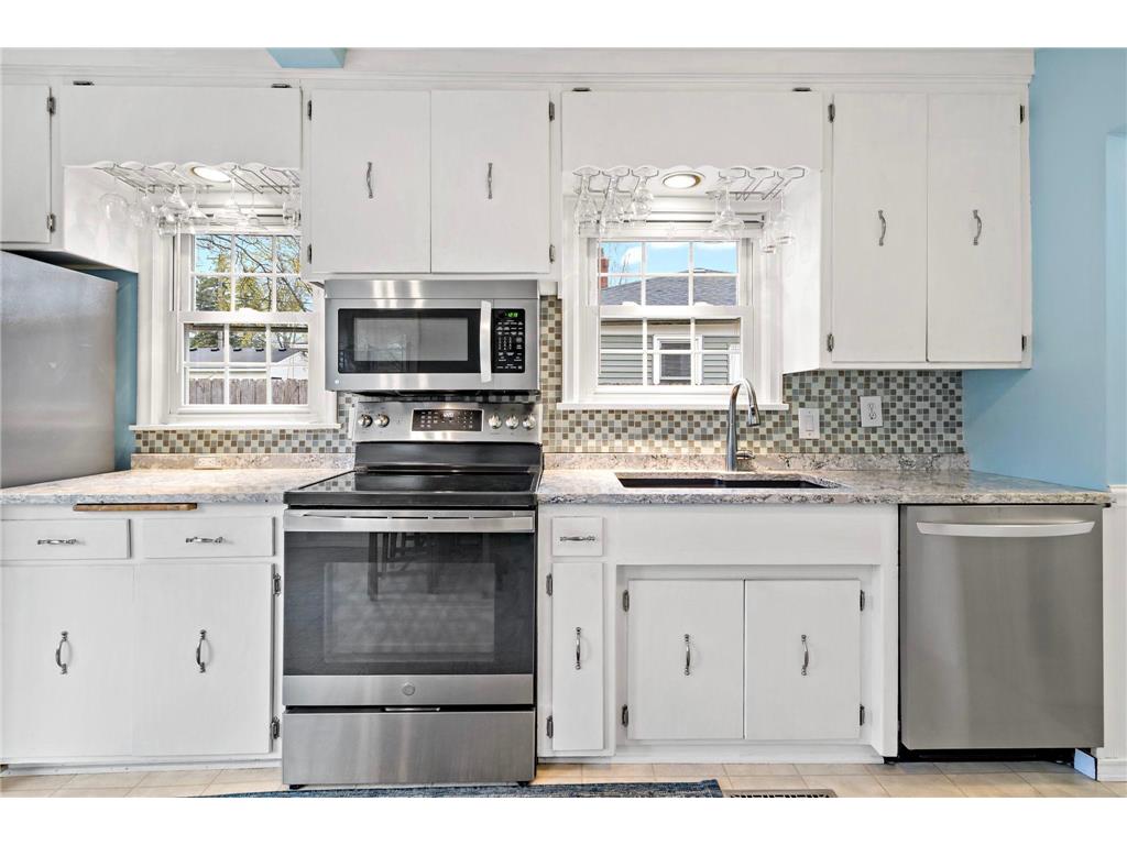 752 Hoyt Avenue W Saint Paul MN 55117 7066713 image4