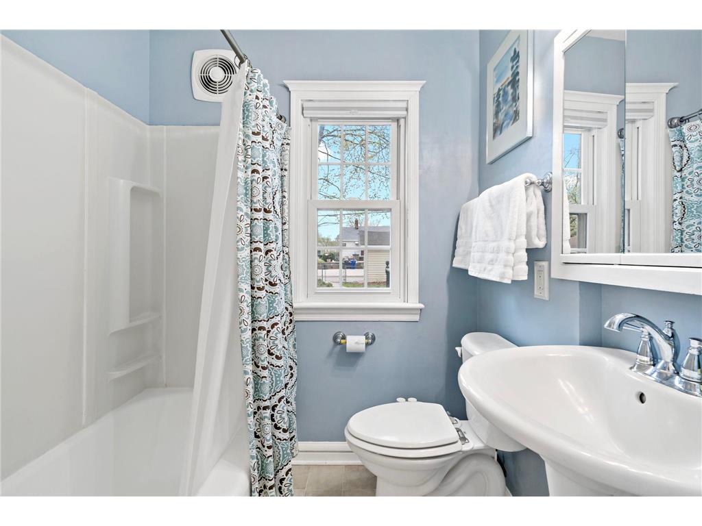 752 Hoyt Avenue W Saint Paul MN 55117 7066713 image9