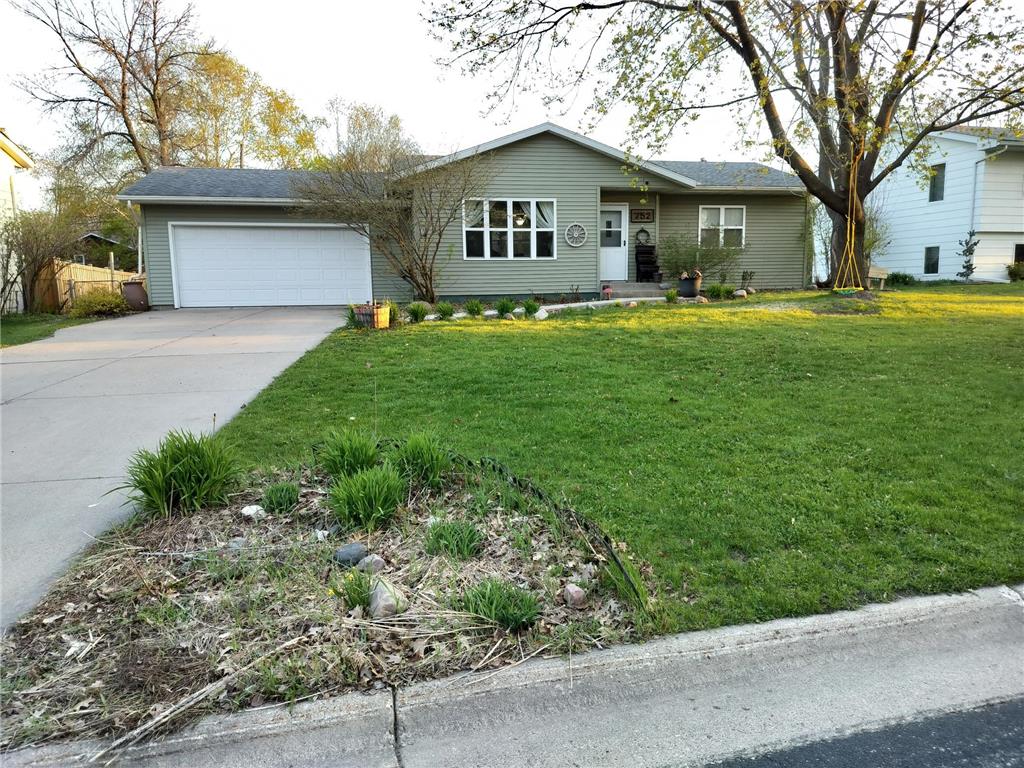 752 Lathrop Drive Northfield MN 55057 7064951 image1