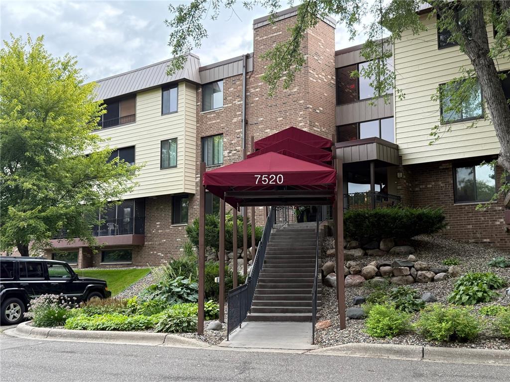 7520 Cahill Road #203A Edina MN 55439 6826883 image1