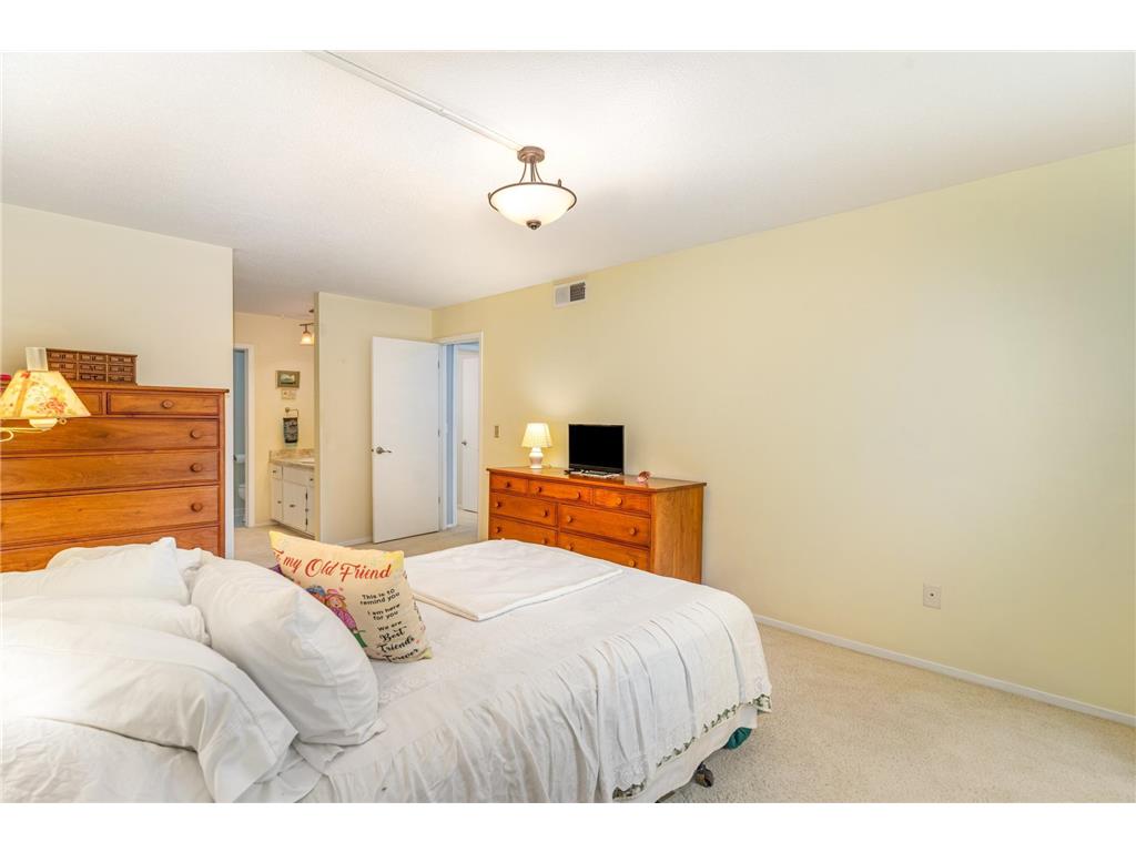 7520 Cahill Road #203A Edina MN 55439 6826883 image11