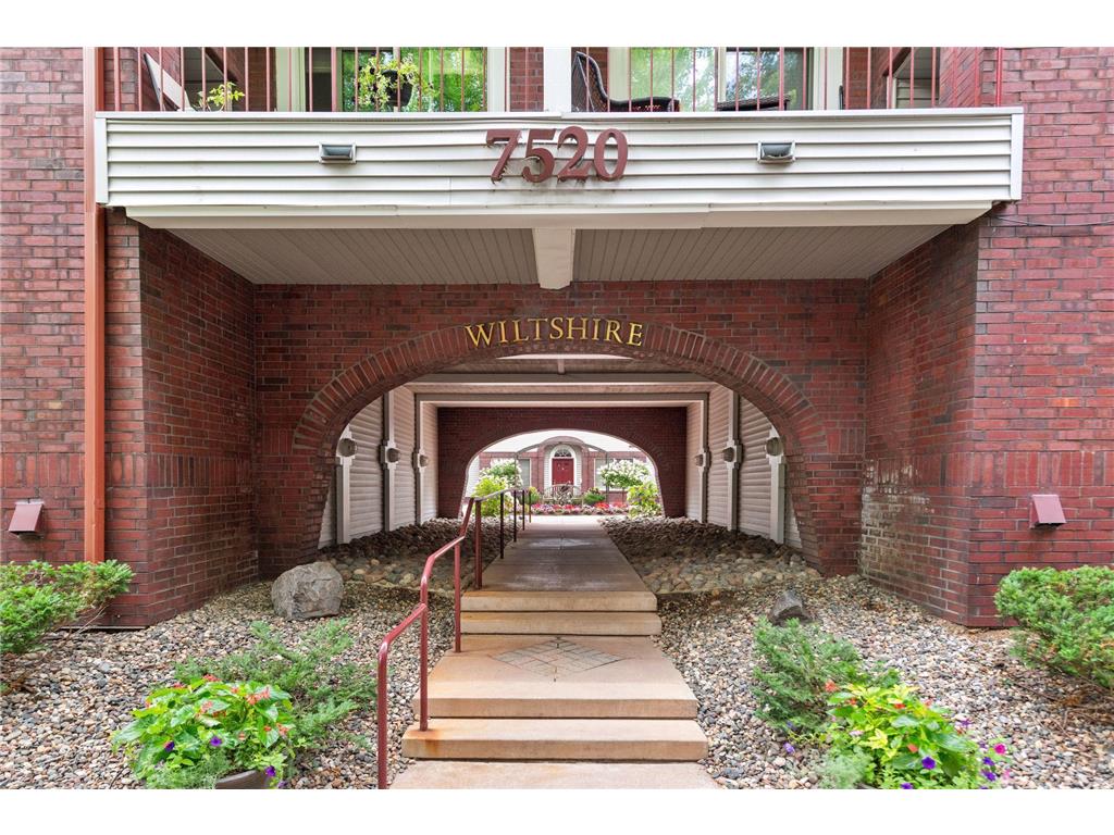7520 Edinborough Way #2212 Edina MN 55435 6266158 image1