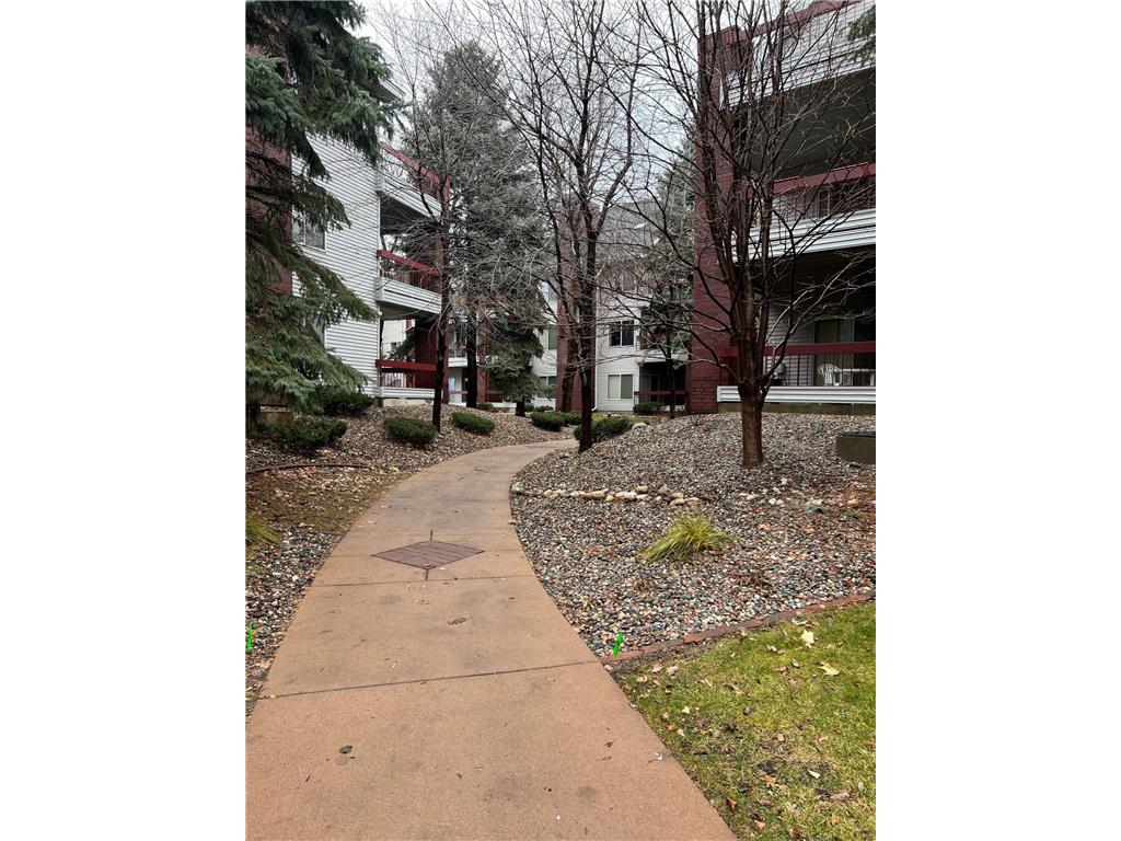 7520 Edinborough Way #2213 Edina MN 55435 6479396 image1