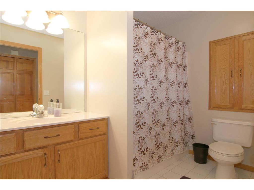7521 Ojibway Park Road Woodbury MN 55125 7050358 image22