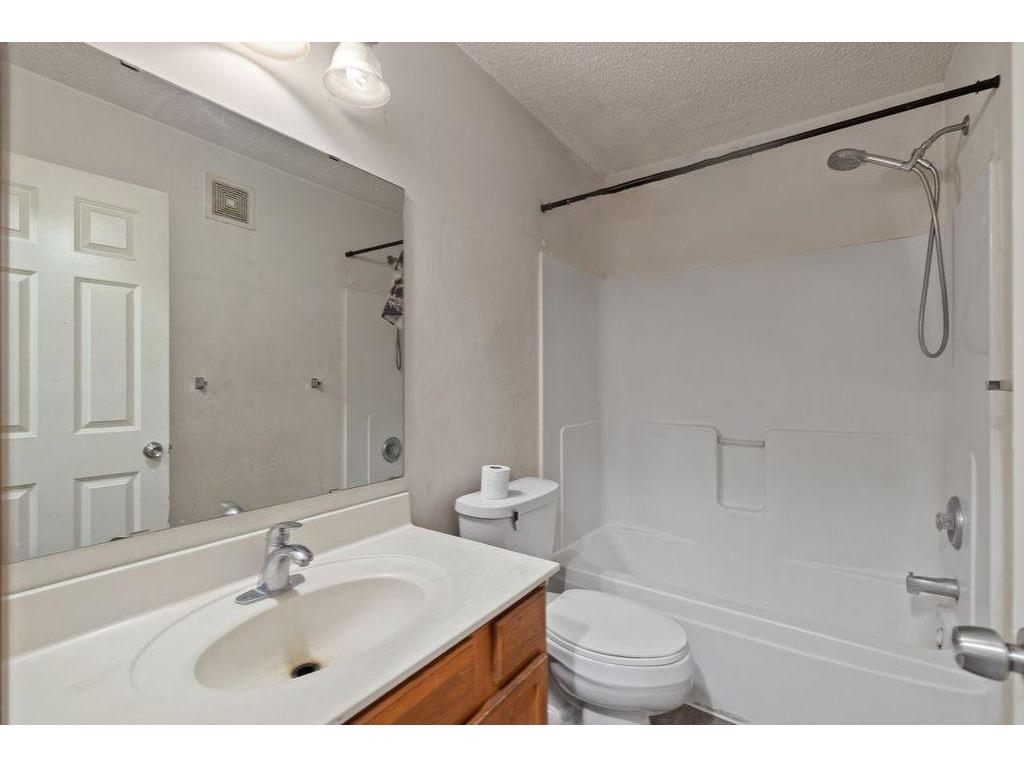 7521 Welcome Avenue N Brooklyn Park MN 55443 7054030 image13