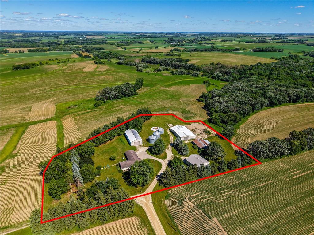7524 58th St NE Rochester MN 55906 7075285 image1