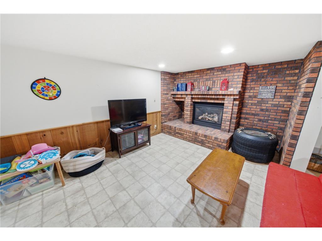 7524 58th St NE Rochester MN 55906 7075285 image28