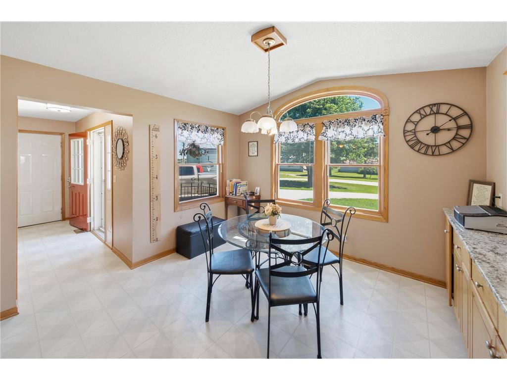 7524 58th St NE Rochester MN 55906 7075285 image5