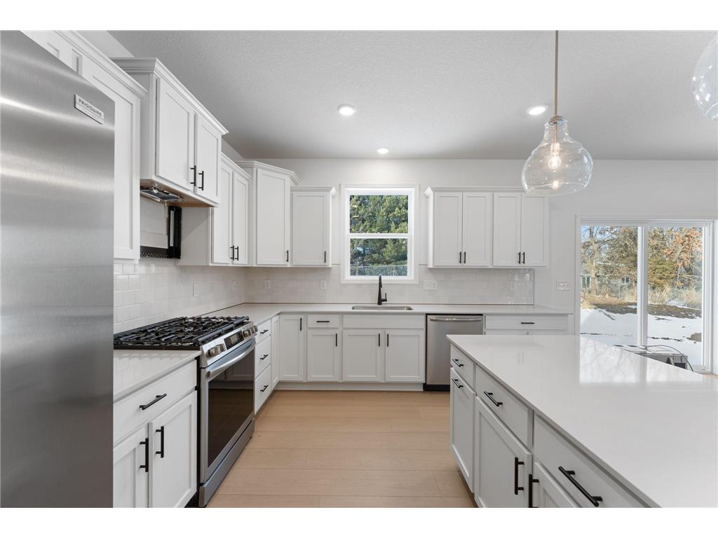 7524 Lower 42nd Street N Oakdale MN 55128 7085078 image4