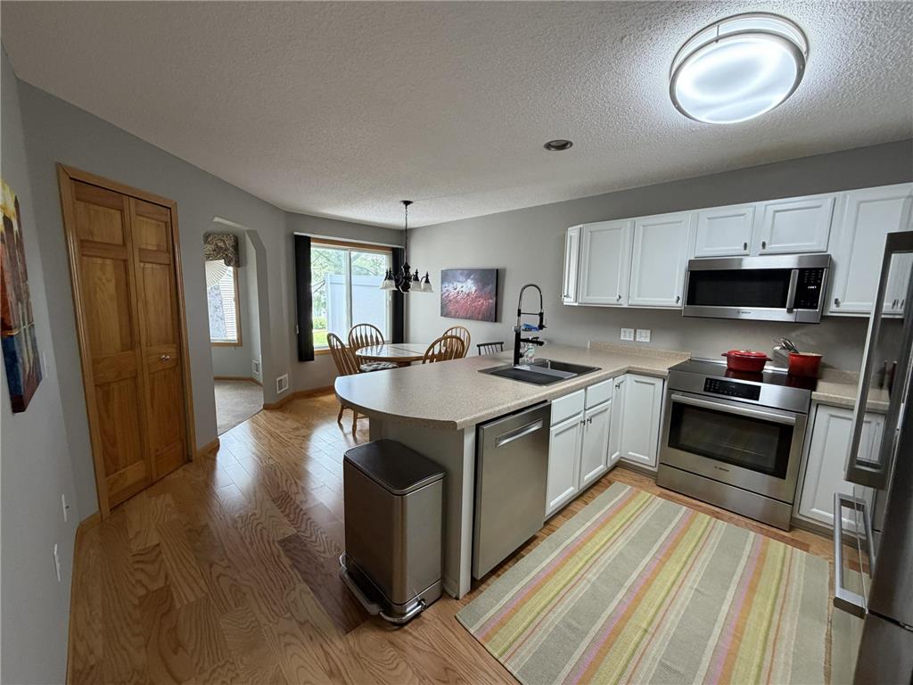 7524 Ojibway Park Road Woodbury MN 55125 7070704 image4