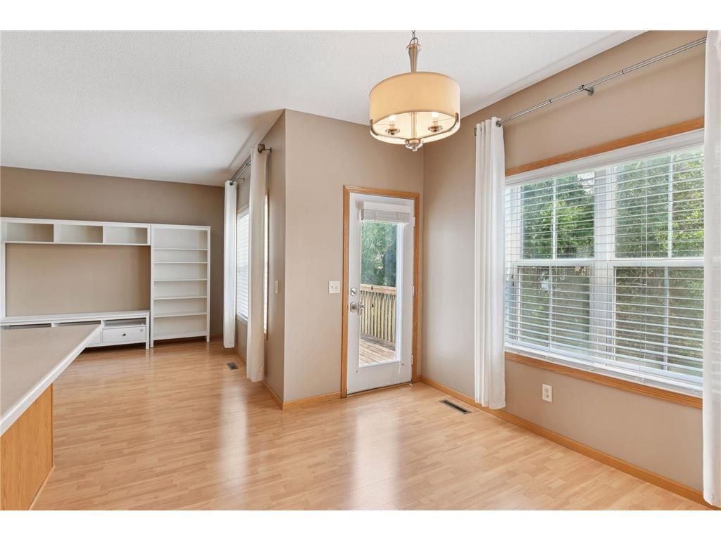 7525 5th Street N Oakdale MN 55128 6757027 image16