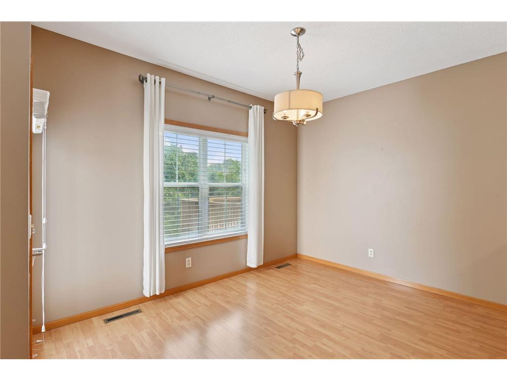 7525 5th Street N Oakdale MN 55128 6757027 image17