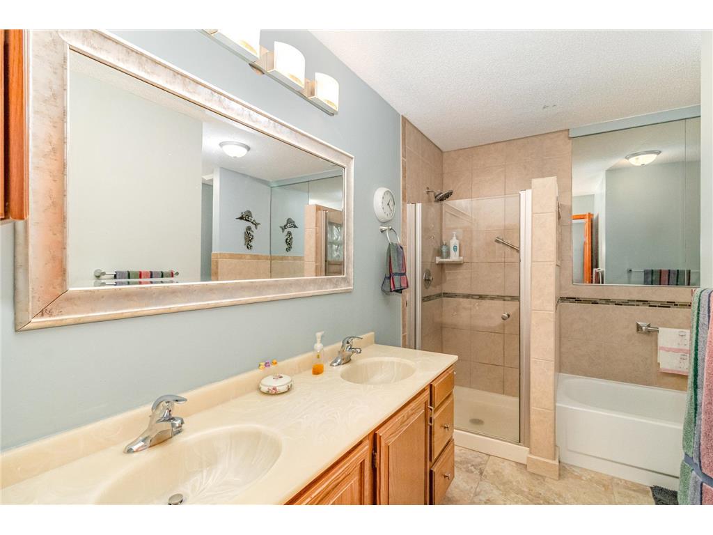 7525 W 110th Street Bloomington MN 55438 7000920 image15