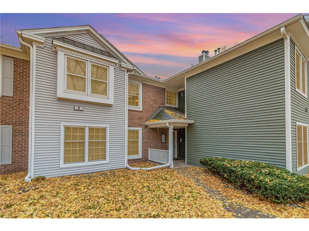 7525 W 110th Street Bloomington MN 55438 7000920 image2