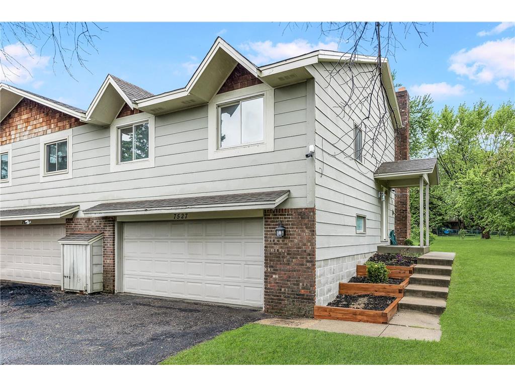 7527 W 102nd Street Bloomington MN 55438 6704696 image1