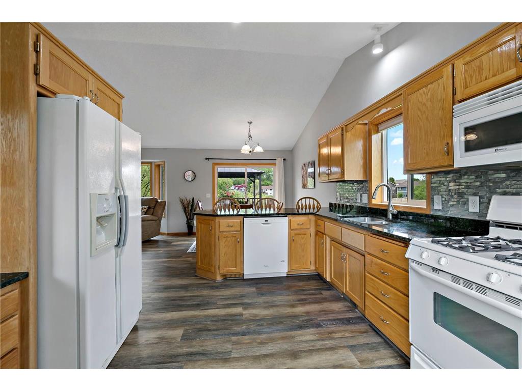 753 103rd Avenue NE Blaine MN 55434 7072303 image15