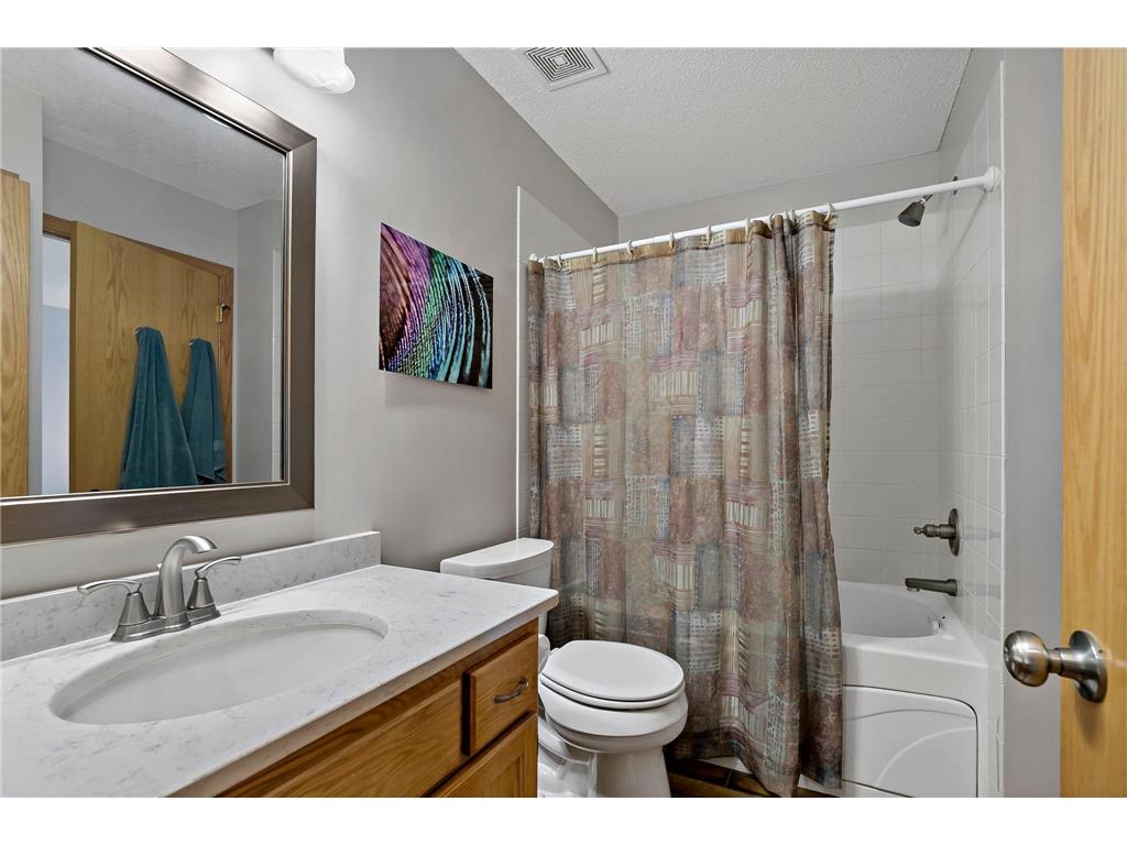 753 103rd Avenue NE Blaine MN 55434 7072303 image23