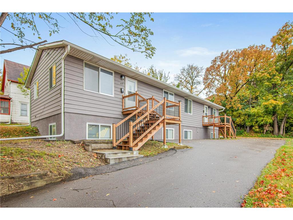 753 / 755 Robert Street S Saint Paul MN 55107 6808014 image1