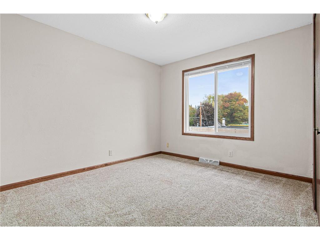 753 / 755 Robert Street S Saint Paul MN 55107 6808014 image13