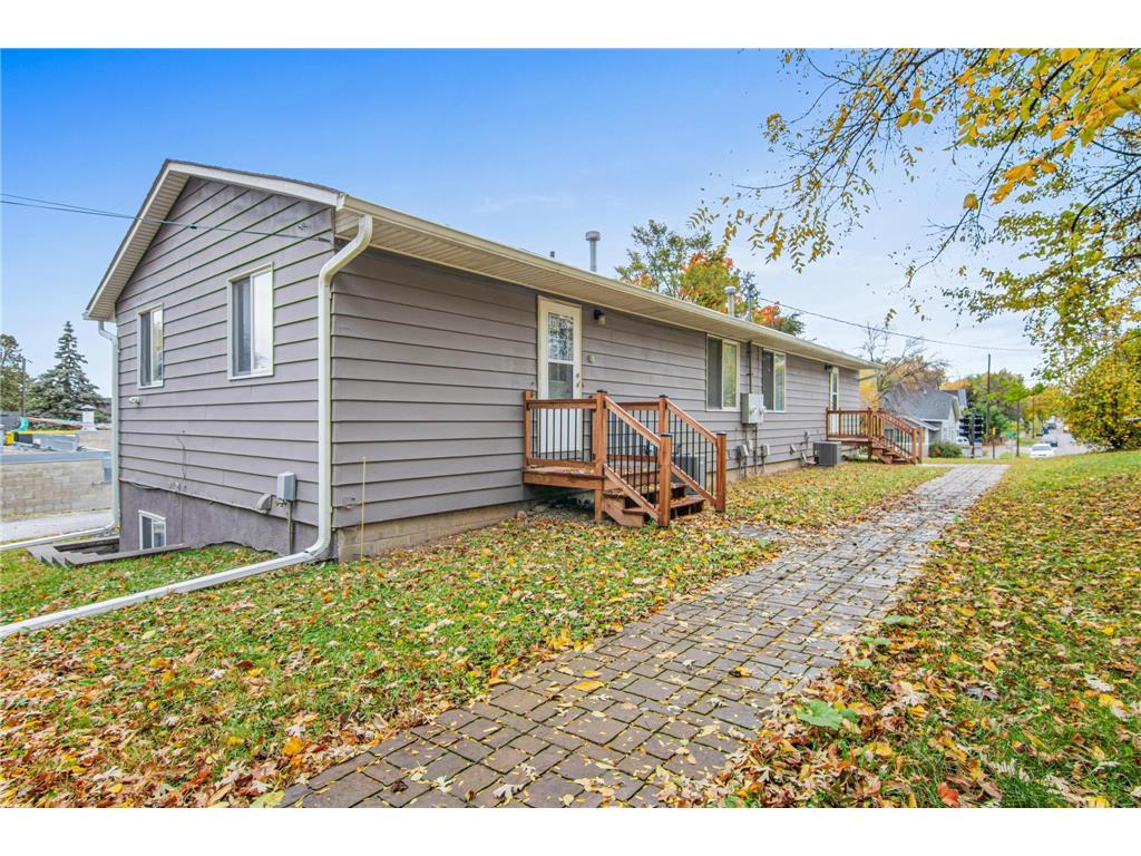 753 / 755 Robert Street S Saint Paul MN 55107 6808014 image19