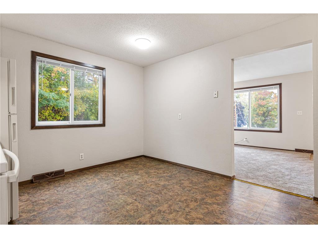 753 / 755 Robert Street S Saint Paul MN 55107 6808014 image28