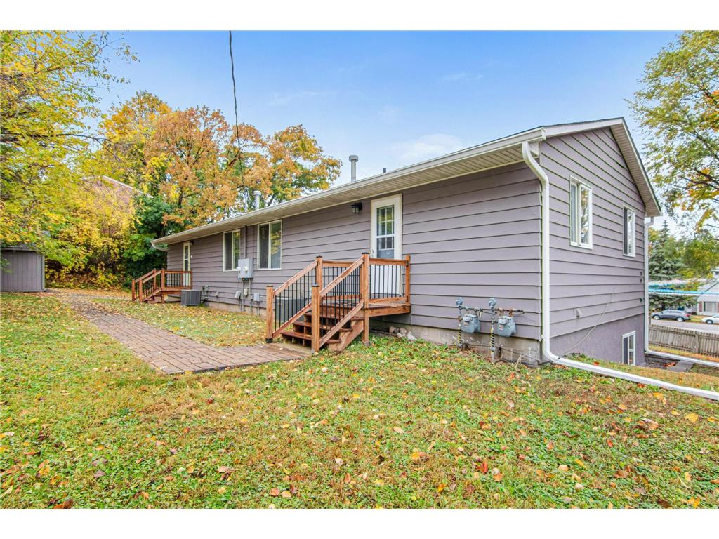 753 / 755 Robert Street S Saint Paul MN 55107 6808014 image39