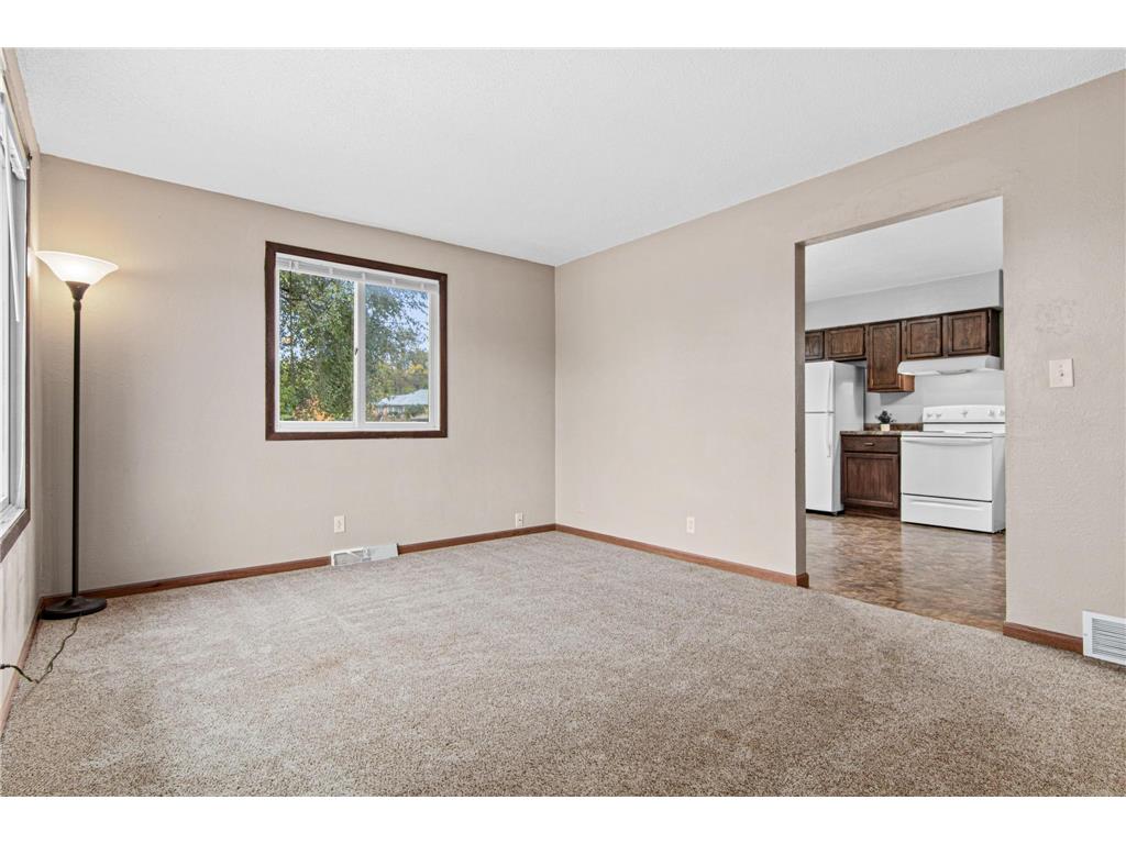 753 / 755 Robert Street S Saint Paul MN 55107 6808014 image5