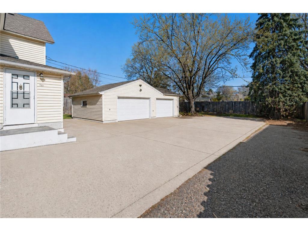 753 E Main Street Anoka MN 55303 7056796 image3