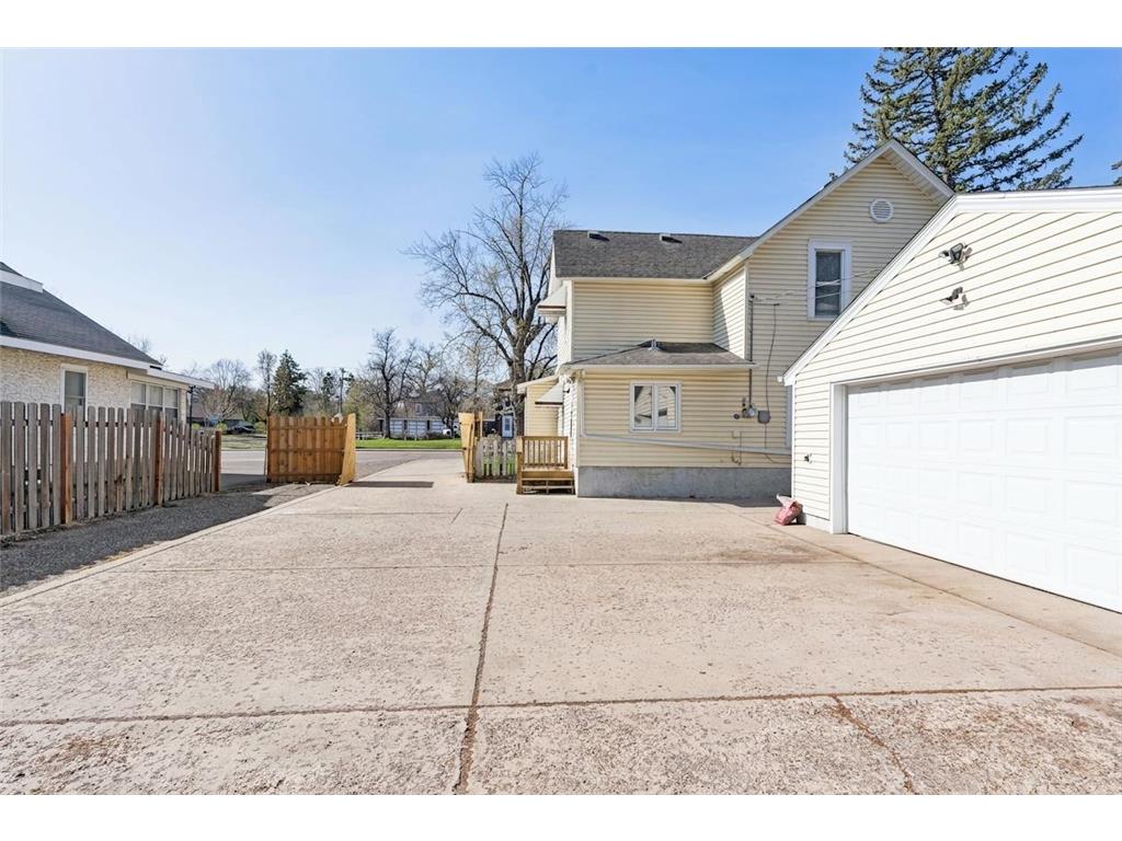 753 E Main Street Anoka MN 55303 7056796 image7