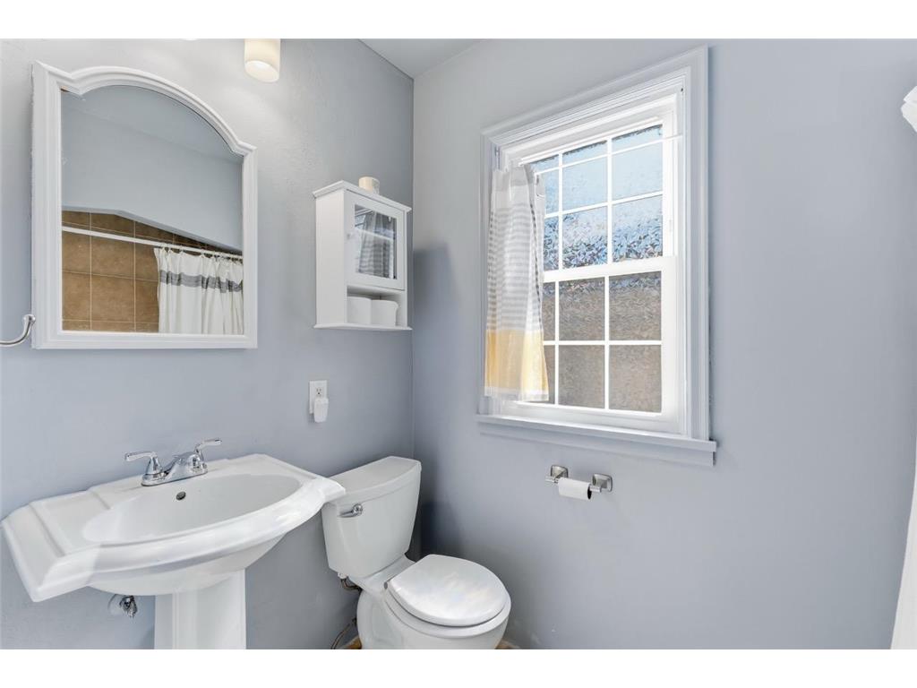 753 Idaho Avenue W Saint Paul MN 55117 7106252 image20