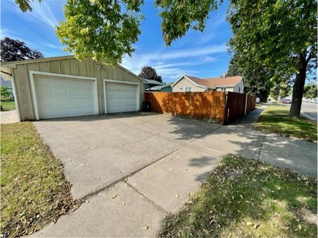 753 W King Street Winona MN 55987 6796137 image16