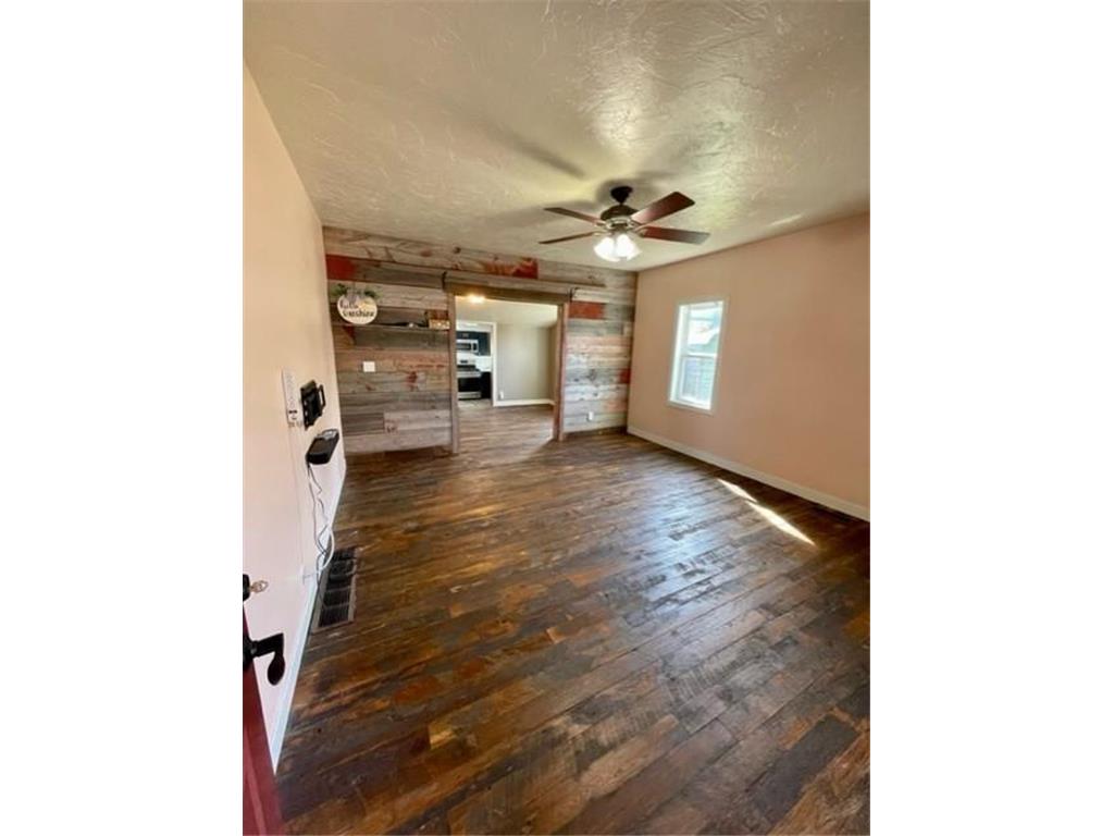 753 W King Street Winona MN 55987 6796137 image4