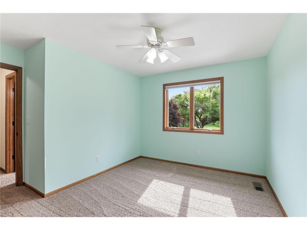 7530 Leeward Avenue N Grant MN 55082 7074449 image42