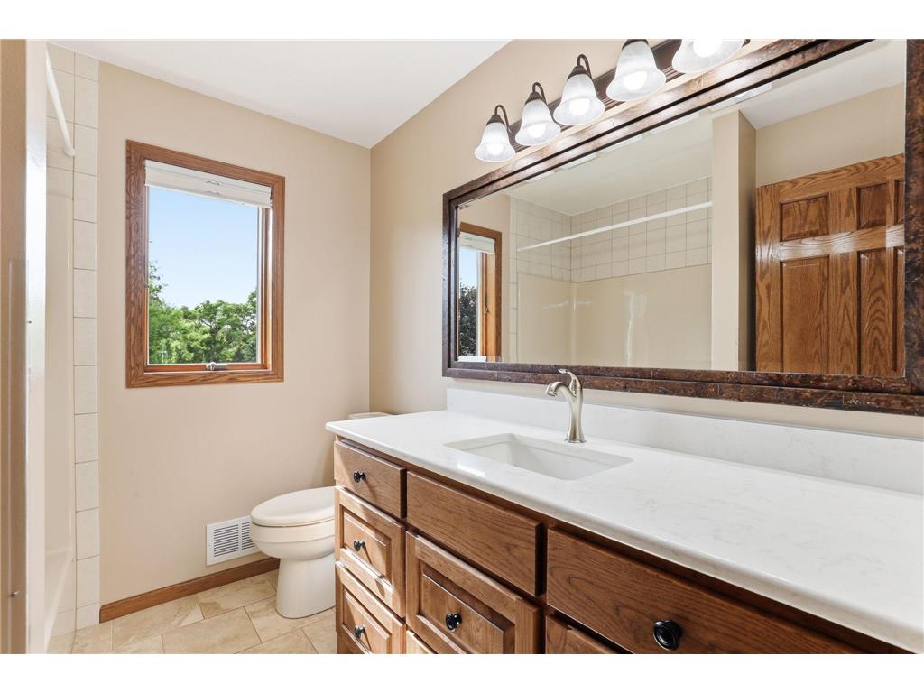 7530 Leeward Avenue N Grant MN 55082 7074449 image44