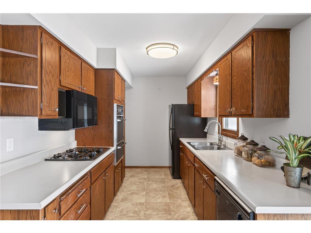 7533 Imperial Drive N Brooklyn Park MN 55443 7016849 image10