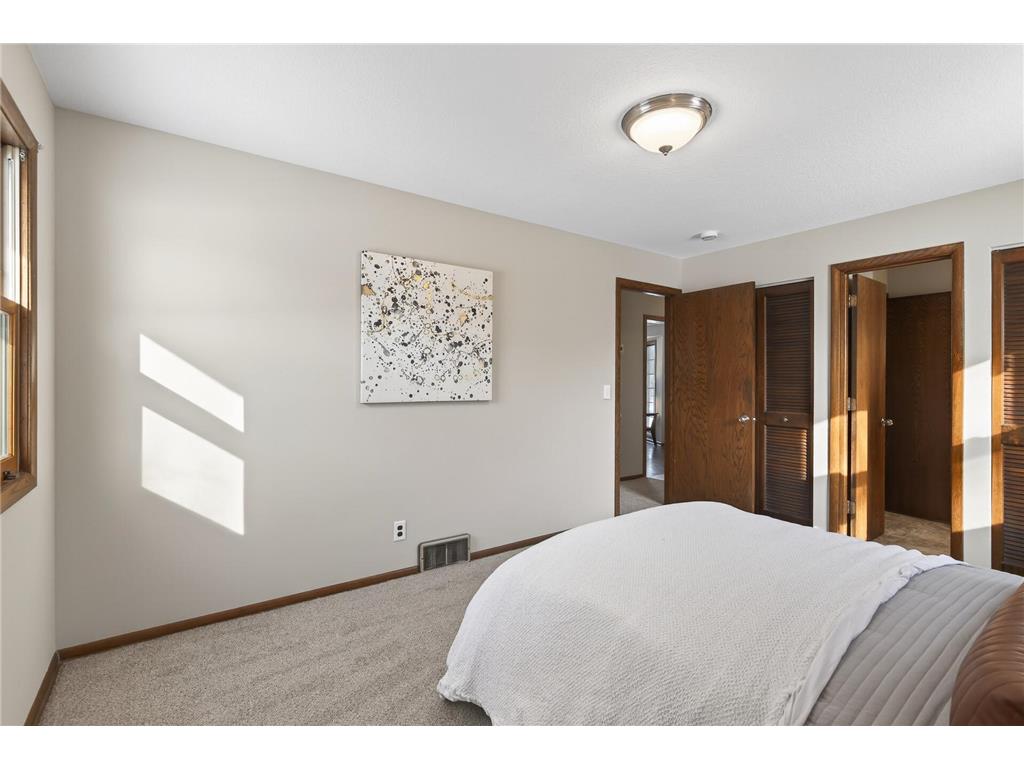 7533 Imperial Drive N Brooklyn Park MN 55443 7016849 image16